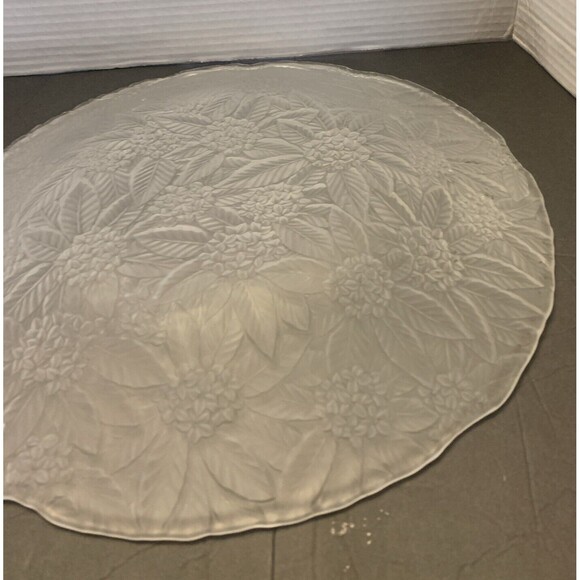 Mikasa Crystal 14" Serving Platter Flowers - Picture 6 of 6